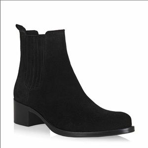 La Canadienne Prince BootieBlack Suede EUC